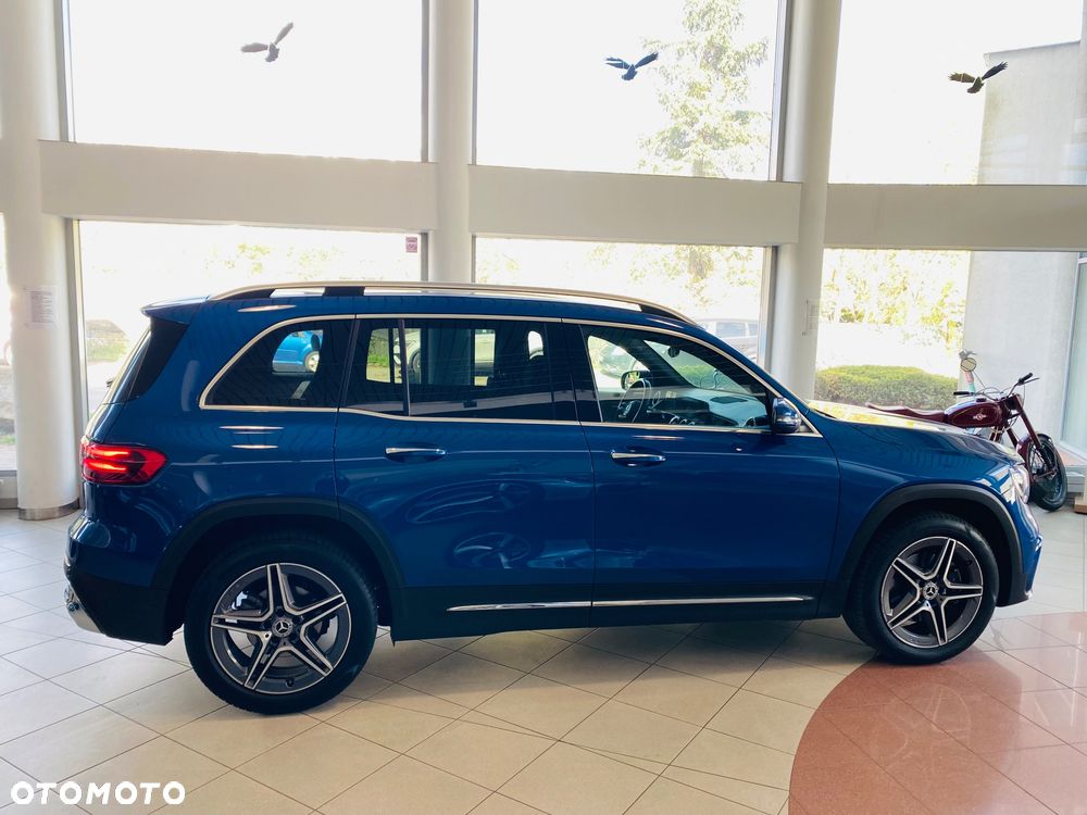 Mercedes-Benz GLB 200 AMG Line 7G-DCT - 10