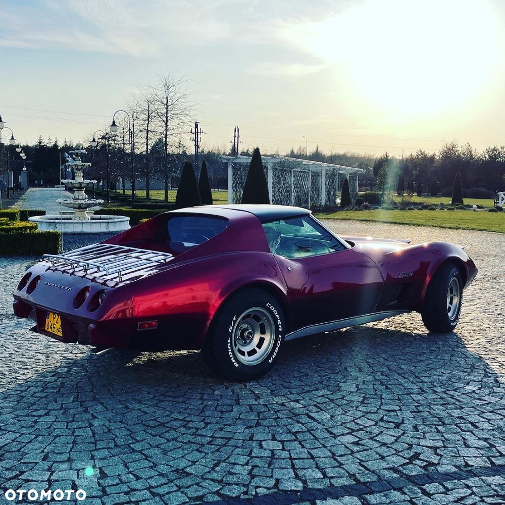 Chevrolet Corvette - 2