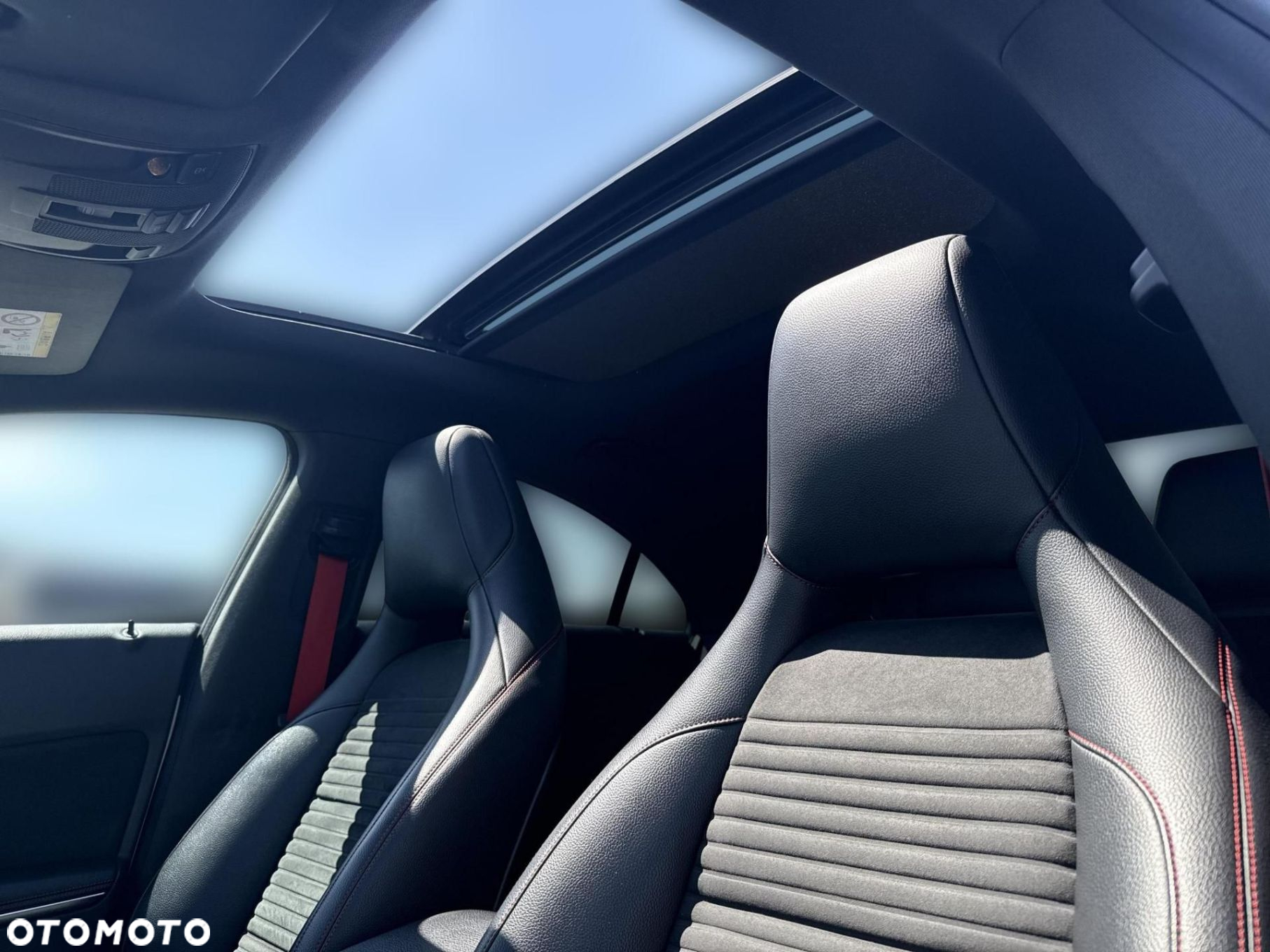 Mercedes-Benz CLA - 23