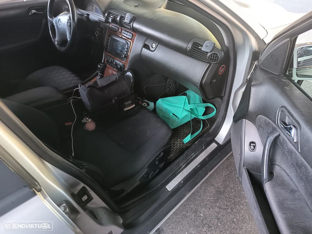 Mercedes-Benz C 220 - 6