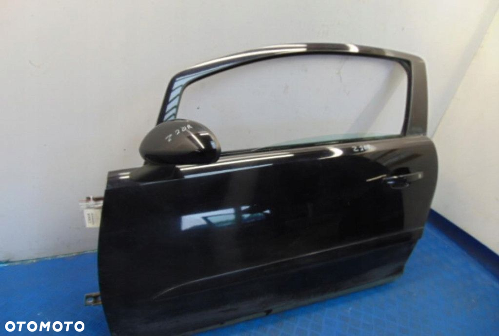 OPEL CORSA D DRZWI LEWE PRZÓD KOD LAKIERU Z20R 3DRZWI - 3