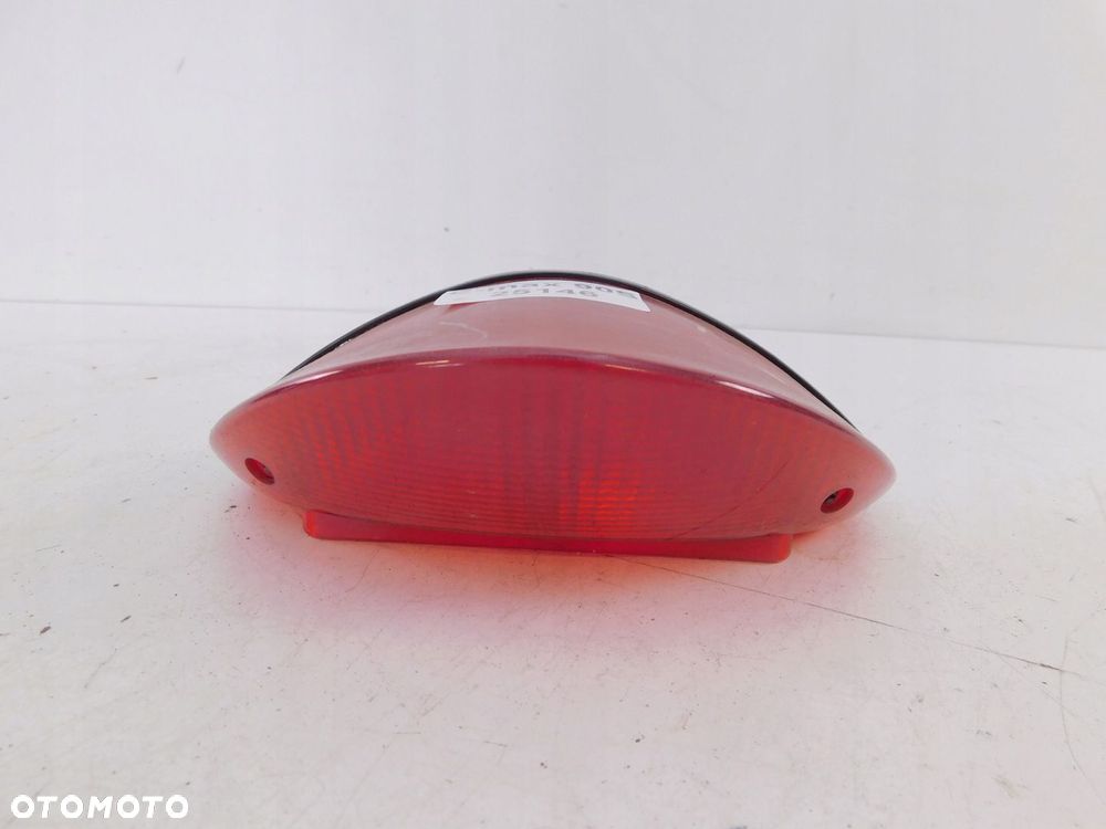 E-MAX 90S LAMPA TYLNA TYŁ M1 - 2