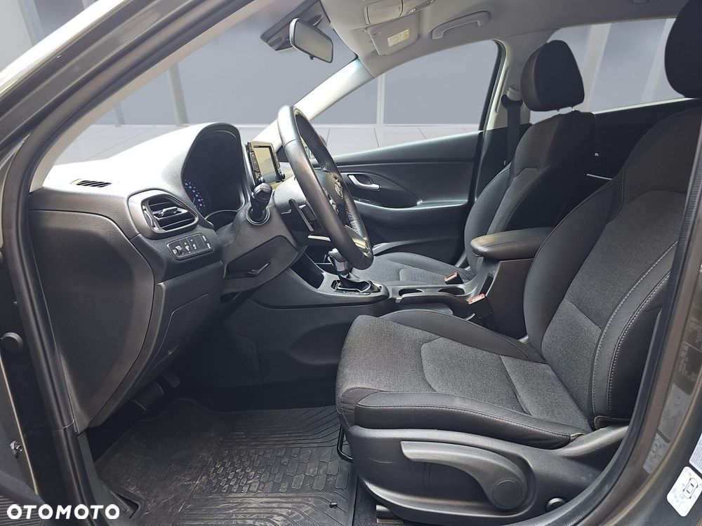 Hyundai i30 1.5 T-GDI 48V Comfort DCT - 9