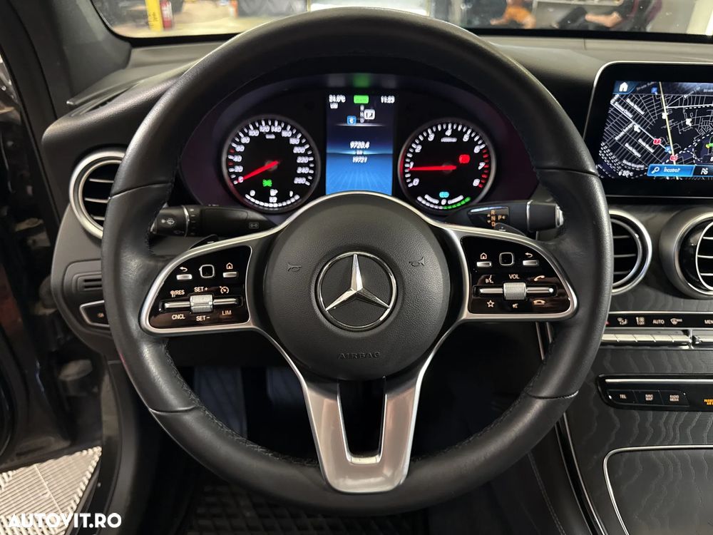 Mercedes-Benz GLC Coupe 200 4MATIC MHEV - 17