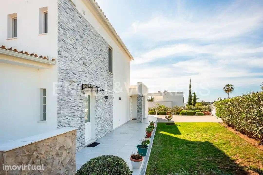 Moradia de luxo de 4 quartos com vista mar no Carvoeiro - Grande imagem: 5/47