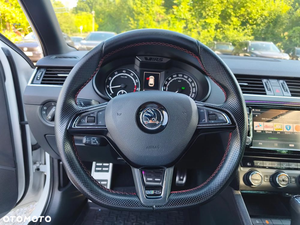 Skoda Octavia 2.0 TSI DSG RS 230 - 28