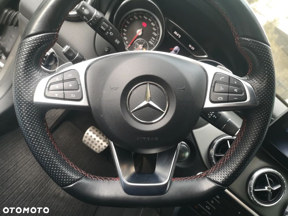 Mercedes-Benz CLA 180 7G-DCT AMG Line - 13