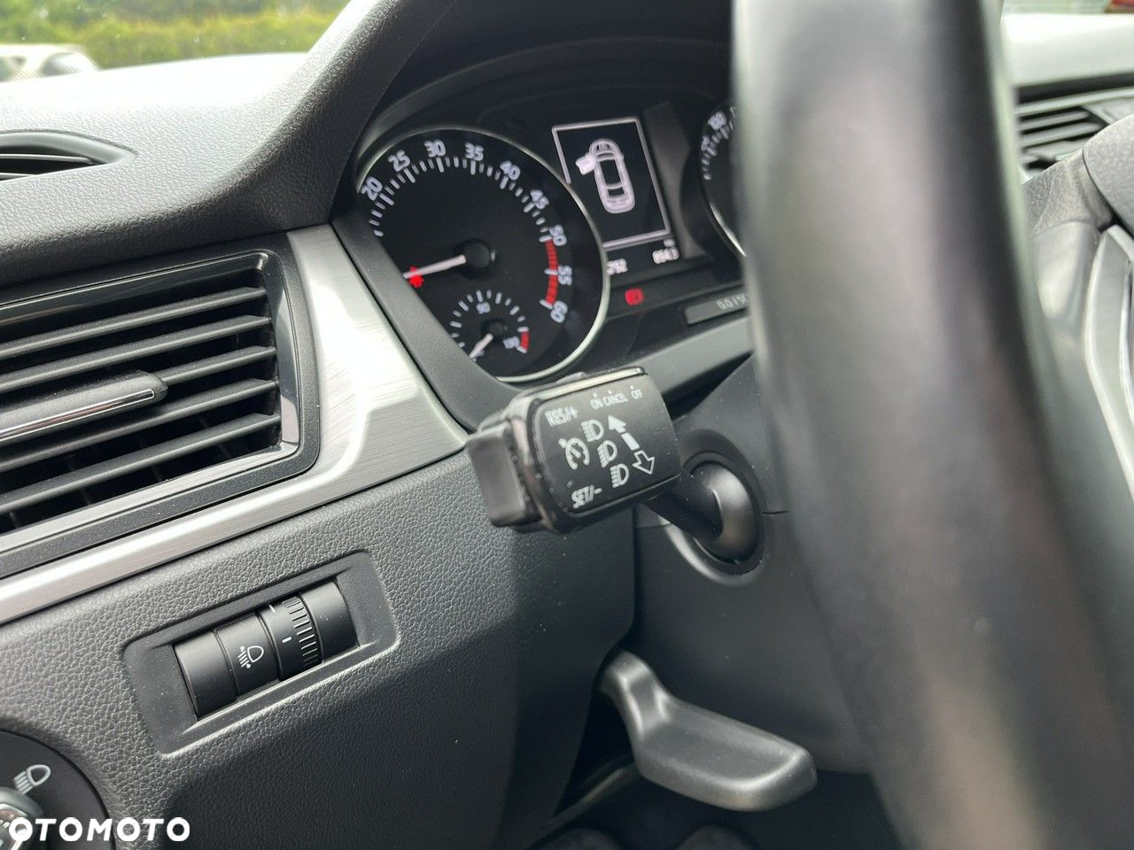 Skoda RAPID - 31