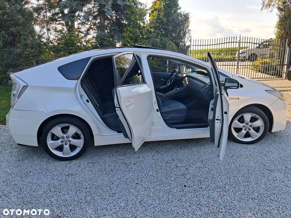Toyota Prius 1.8 HSD Premium - 15