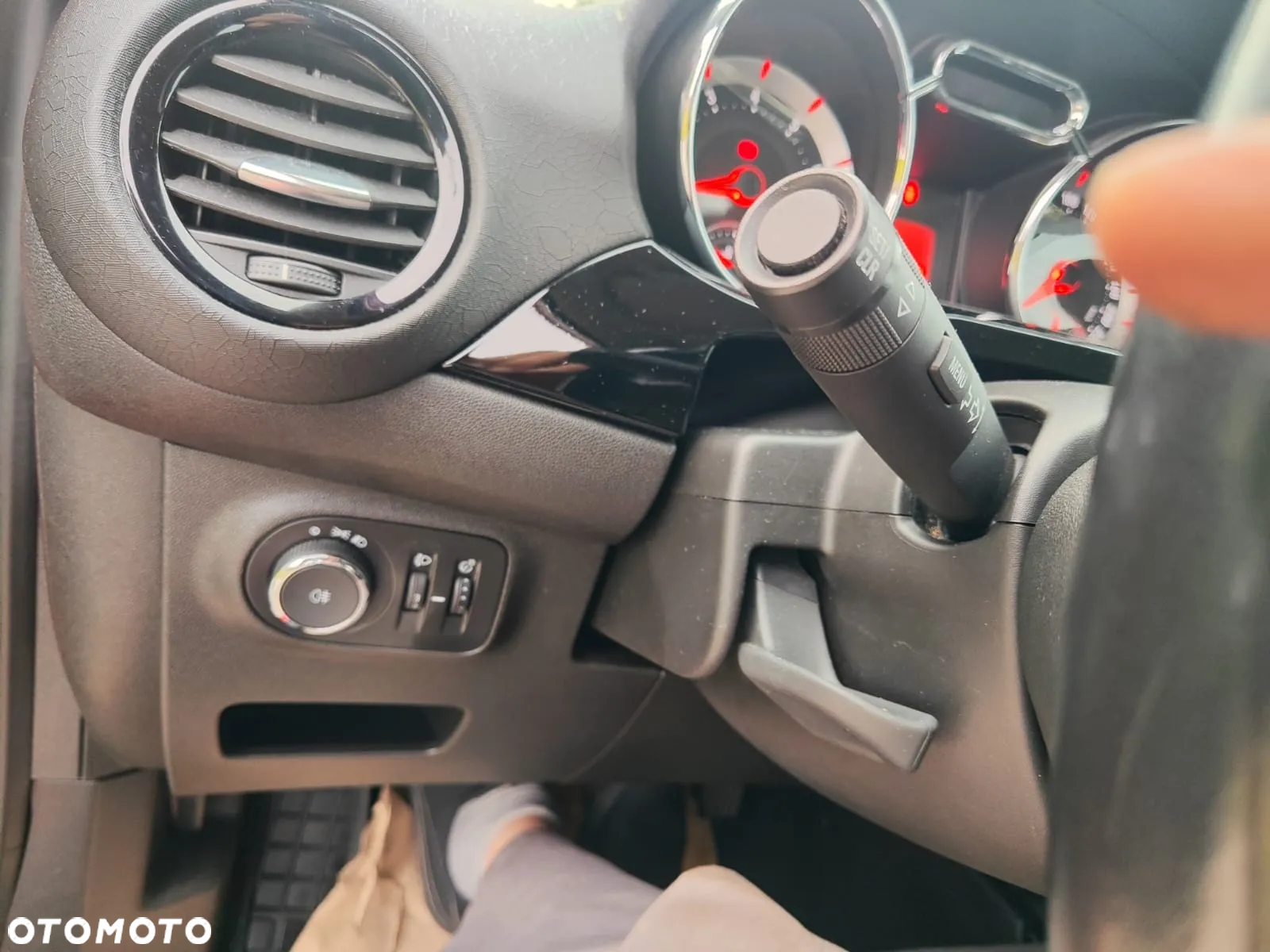 Opel Adam 1.2 120 Jahre - 18