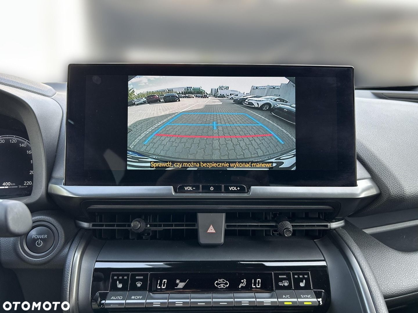 Toyota C-HR - 16