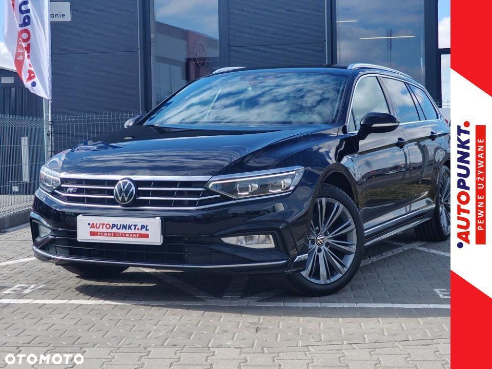 Volkswagen Passat - 1