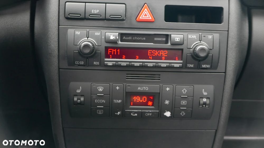 Audi A3 Sportback 1.6 Ambiente - 30