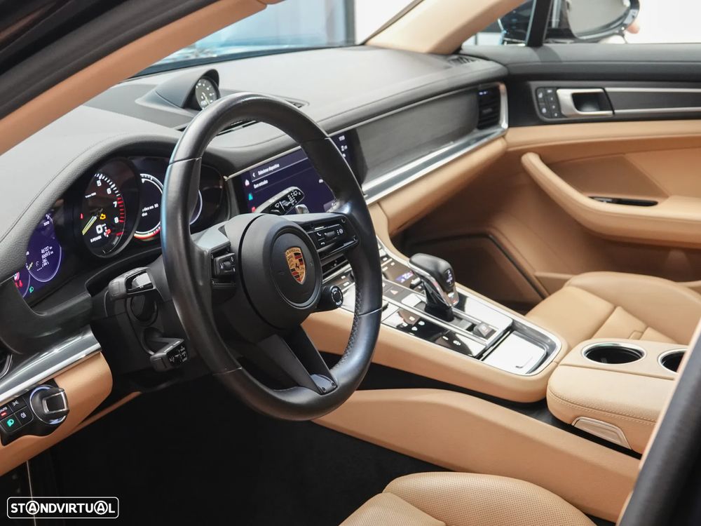 Porsche Panamera Sport Turismo 4 E-Hybrid Platinum Edition - 21