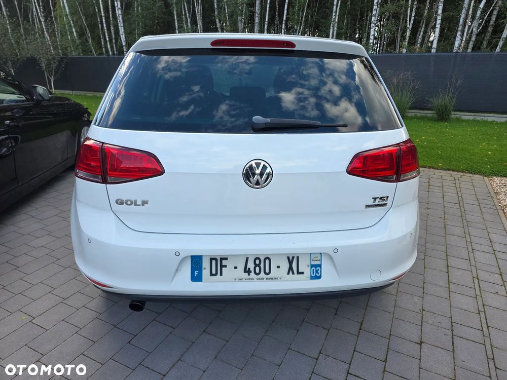 Volkswagen Golf - 23