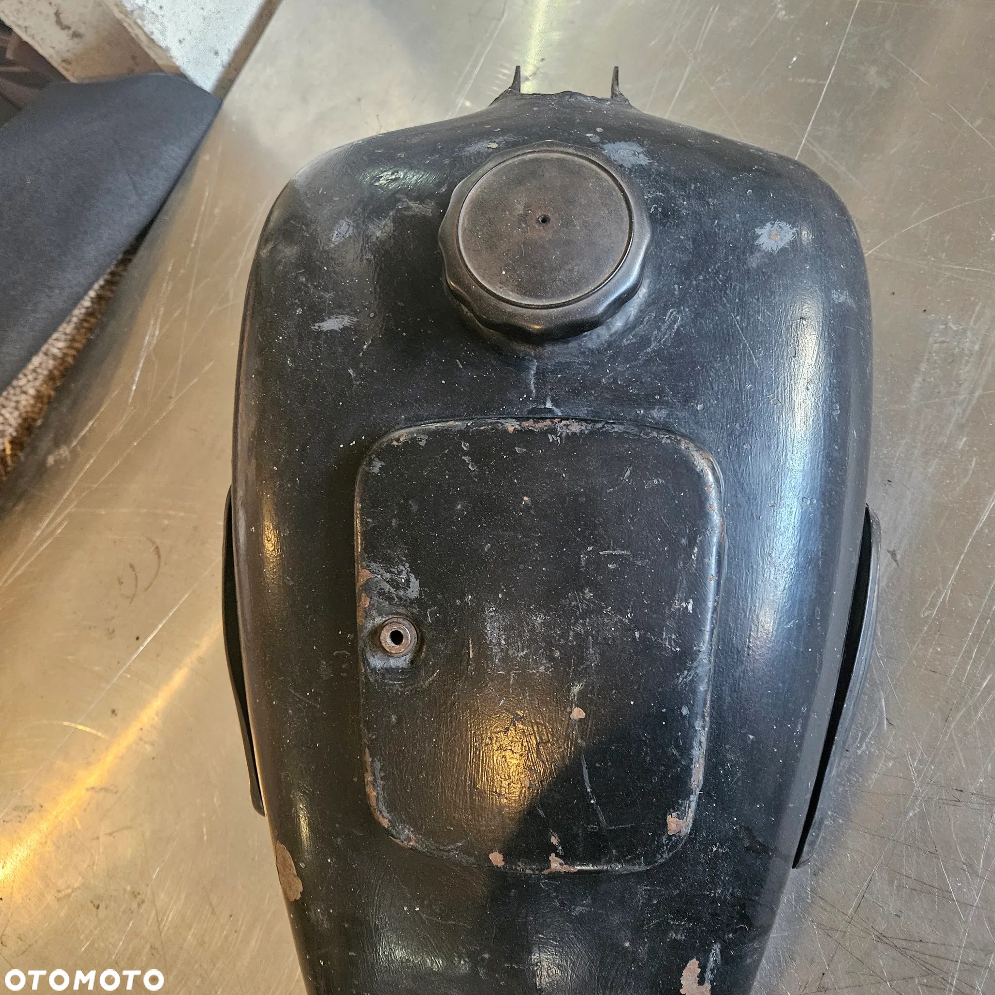 Zbiornik bak K-750 - 5