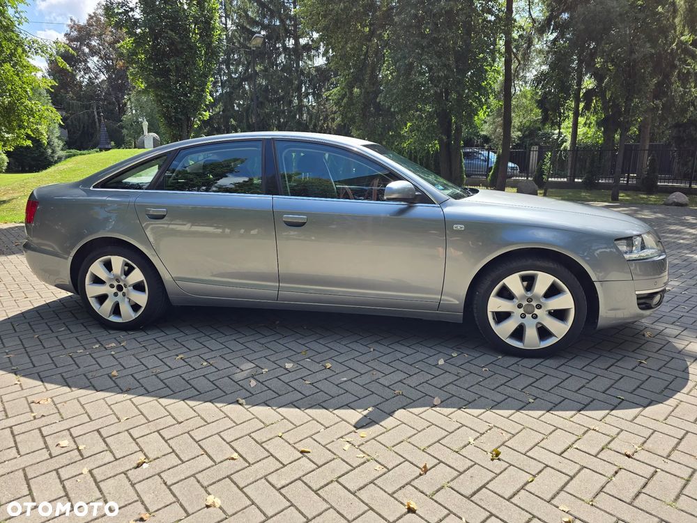 Audi A6 Limousine 2.4 - 16