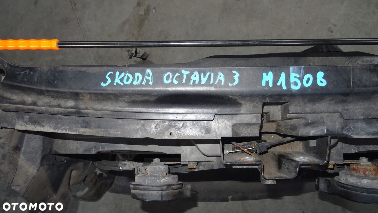 SKODA OCTAVIA III 5E0 PAS PRZEDNI CHŁODNICE 5E0805588A ORYGINAŁ - 2