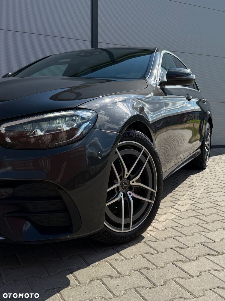 Mercedes-Benz Klasa E 300 de 9G-TRONIC AMG Line - 6