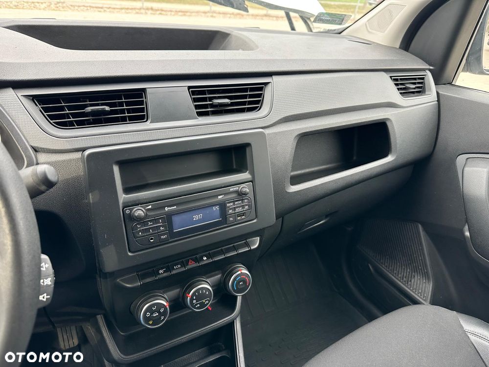 Renault Express - 12