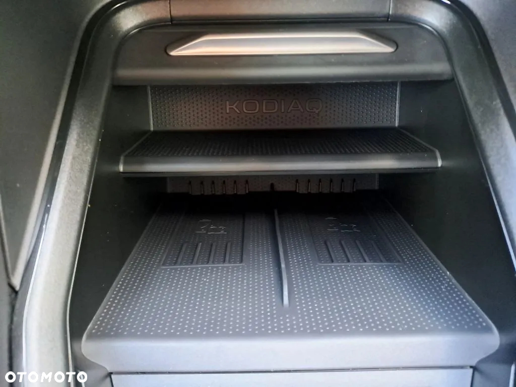 Skoda Kodiaq 2.0 TDI 4x4 Selection DSG - 19