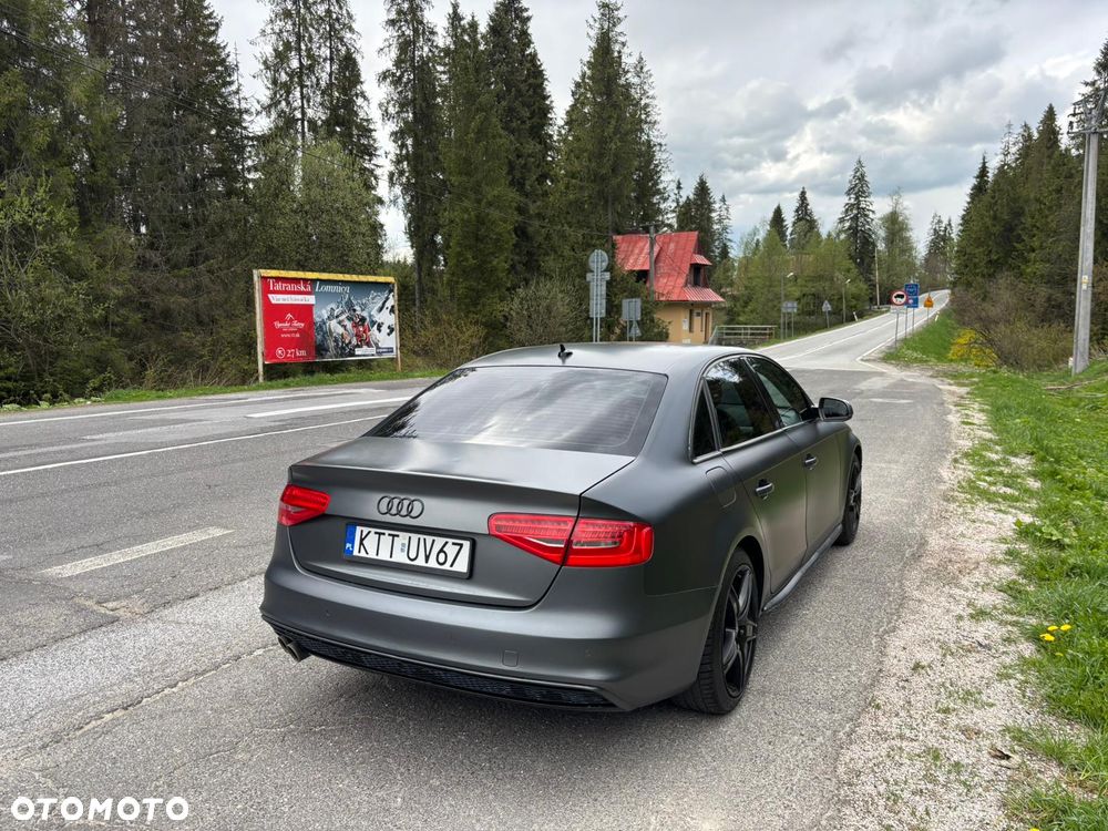 Audi A4 Limousine - 7