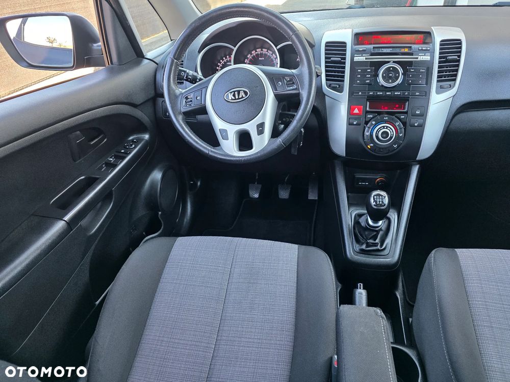 Kia Venga 1.4 CVVT Titanium Collection - 12