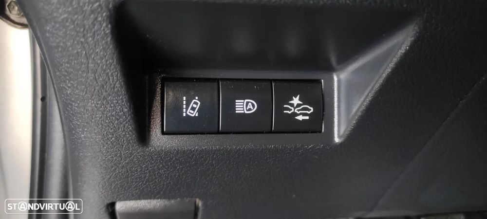 Toyota Yaris 1.0 VVT-i Comfort - 40