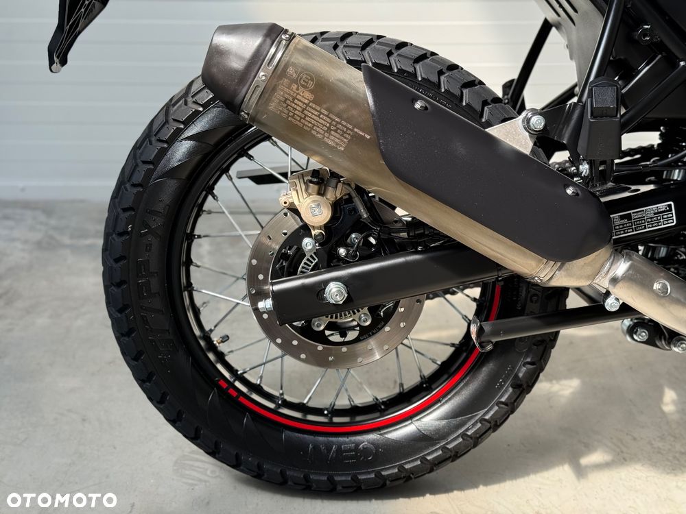 Royal Enfield Scram - 15