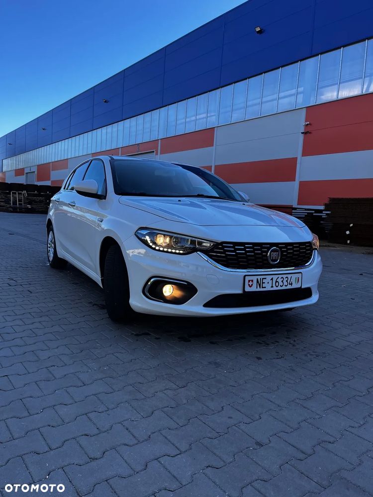 Fiat Tipo 1.4 T-Jet 16v S-Design - 2