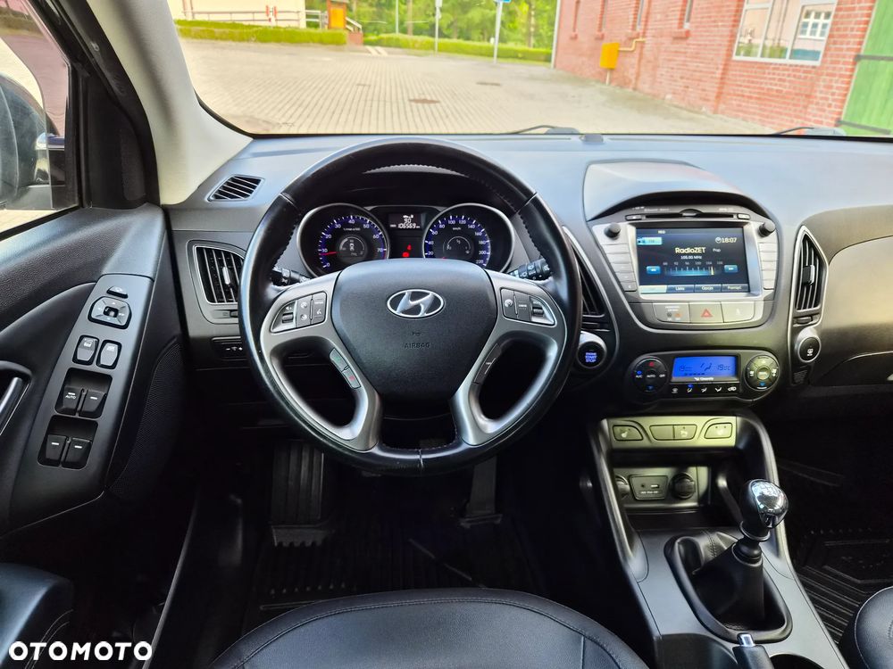 Hyundai ix35 1.6 2WD blue Comfort - 14