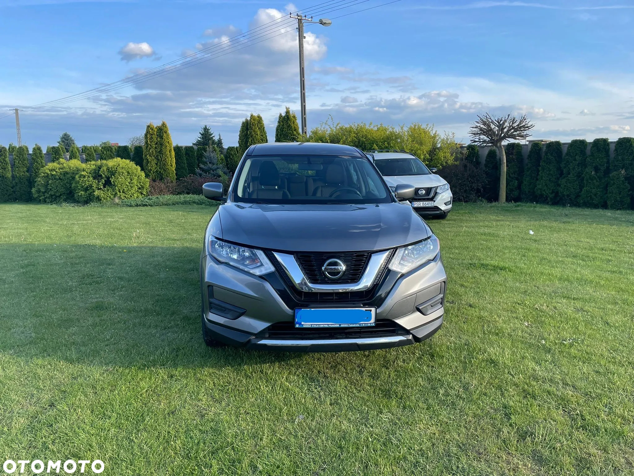 Nissan Rogue - 3