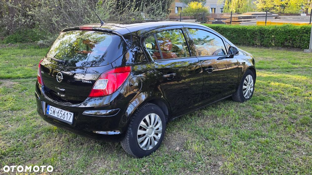 Opel Corsa 1.4 16V Enjoy - 11
