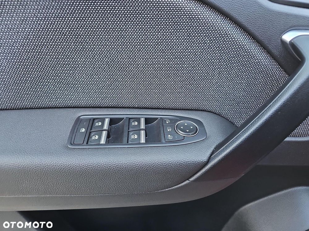 Renault Captur - 17