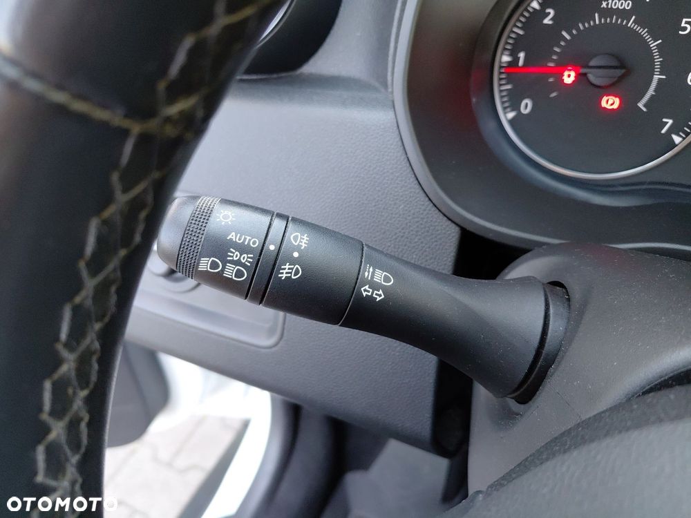 Dacia Duster 1.6 SCe Comfort - 23