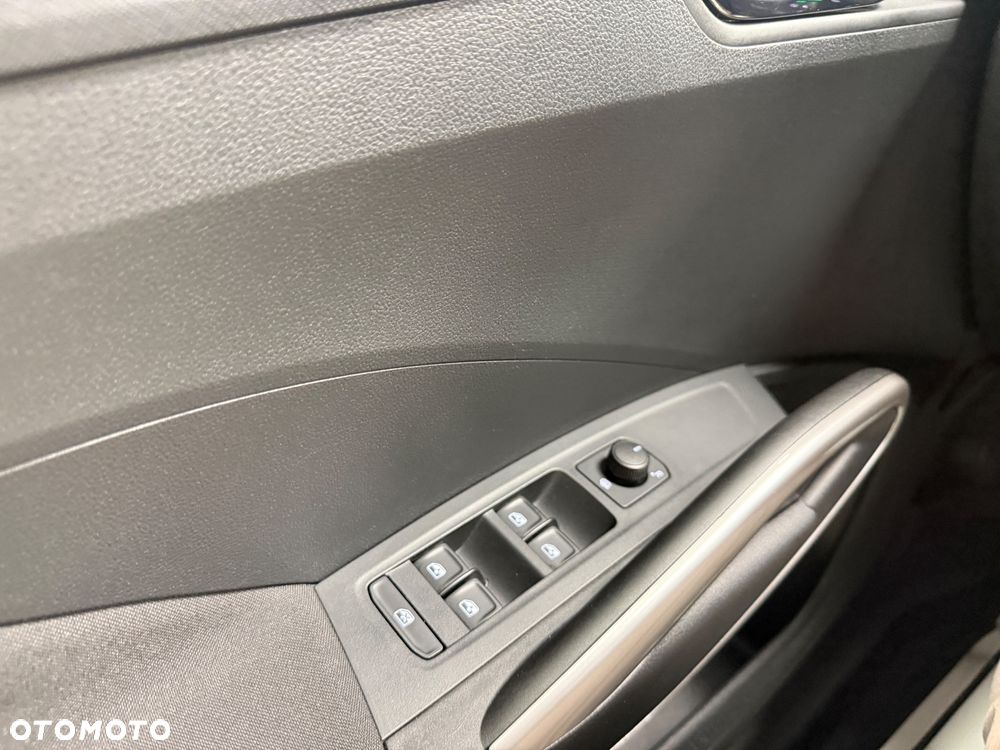 Skoda Fabia 1.0 TSI Monte Carlo DSG - 18