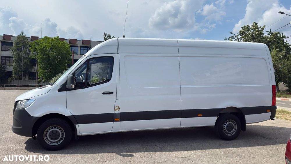 Mercedes-Benz Sprinter - 19
