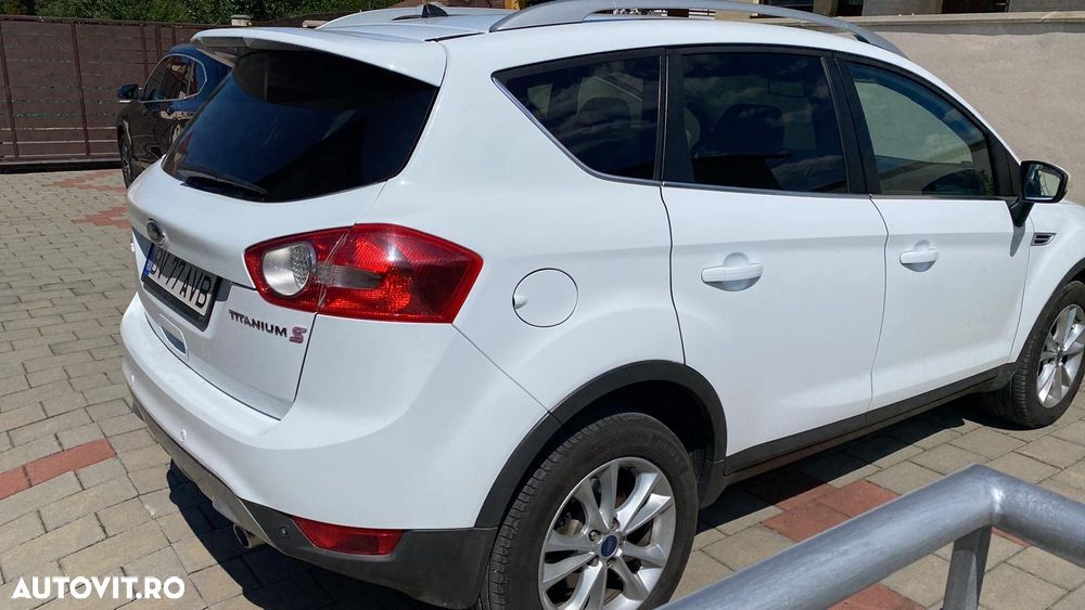 Ford Kuga - 3