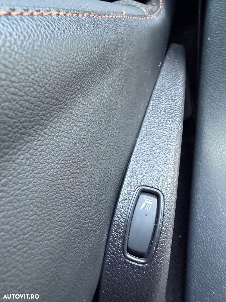 Dacia Lodgy TCe 115 Stepway - 12