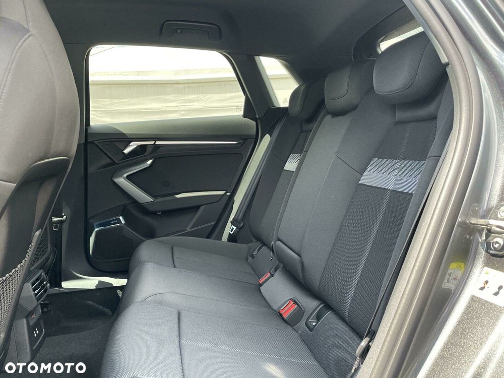 Audi A3 Sportback - 12