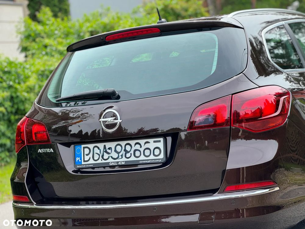 Opel Astra 1.6 Cosmo EU6 - 16