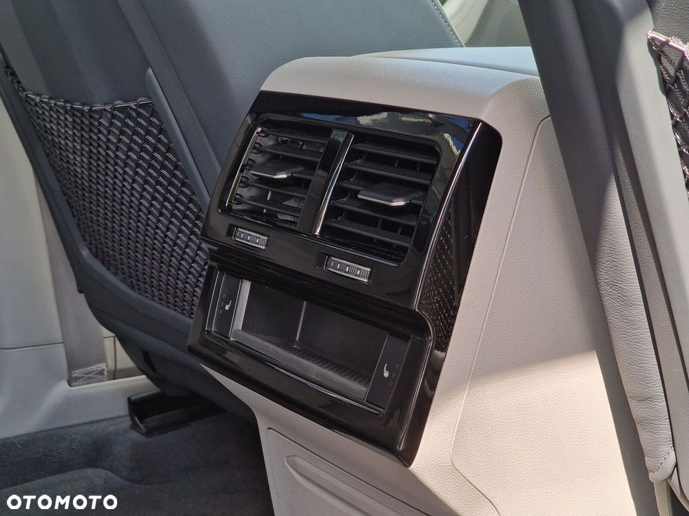 Volkswagen Touareg 3.0 V6 TDI SCR 4Mot Elegance - 19