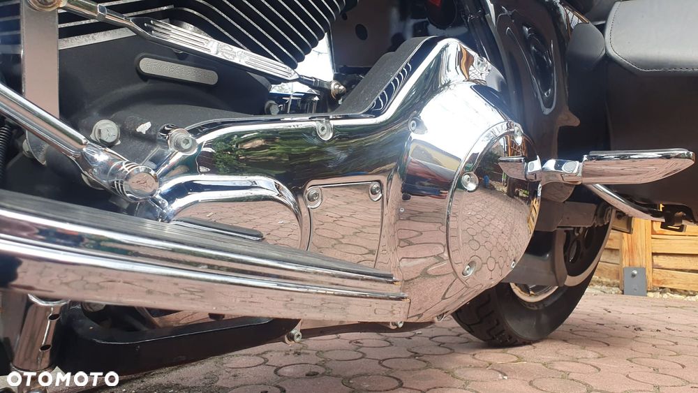 Harley-Davidson Touring Road King - 40