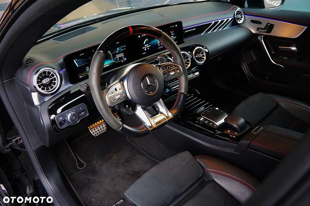 Mercedes-Benz CLA AMG 45 S 4-Matic 8G-DCT - 22