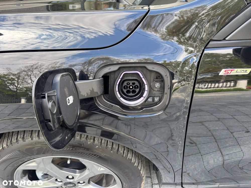 Ford Kuga 2.5 Duratec PHEV ST-LINE - 20