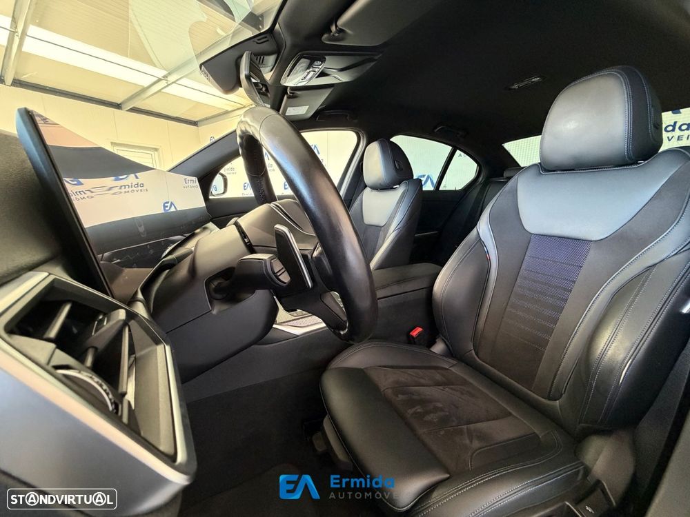 BMW 330 - 25