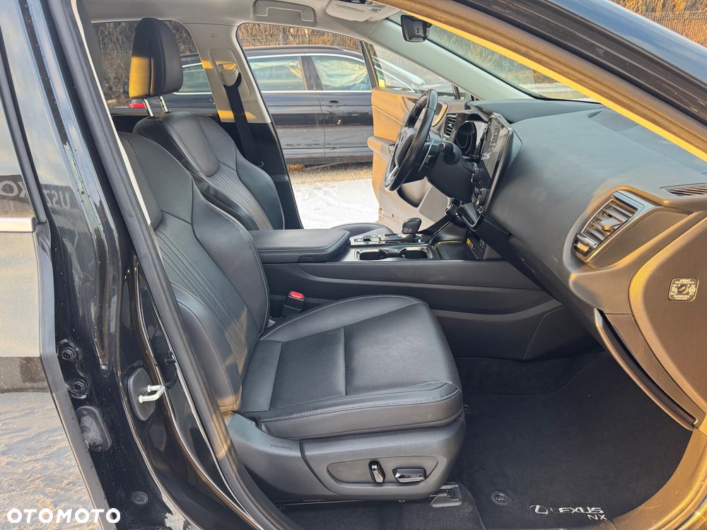 Lexus NX 350h Prestige AWD - 39