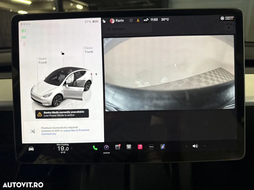 Tesla Model Y - 17