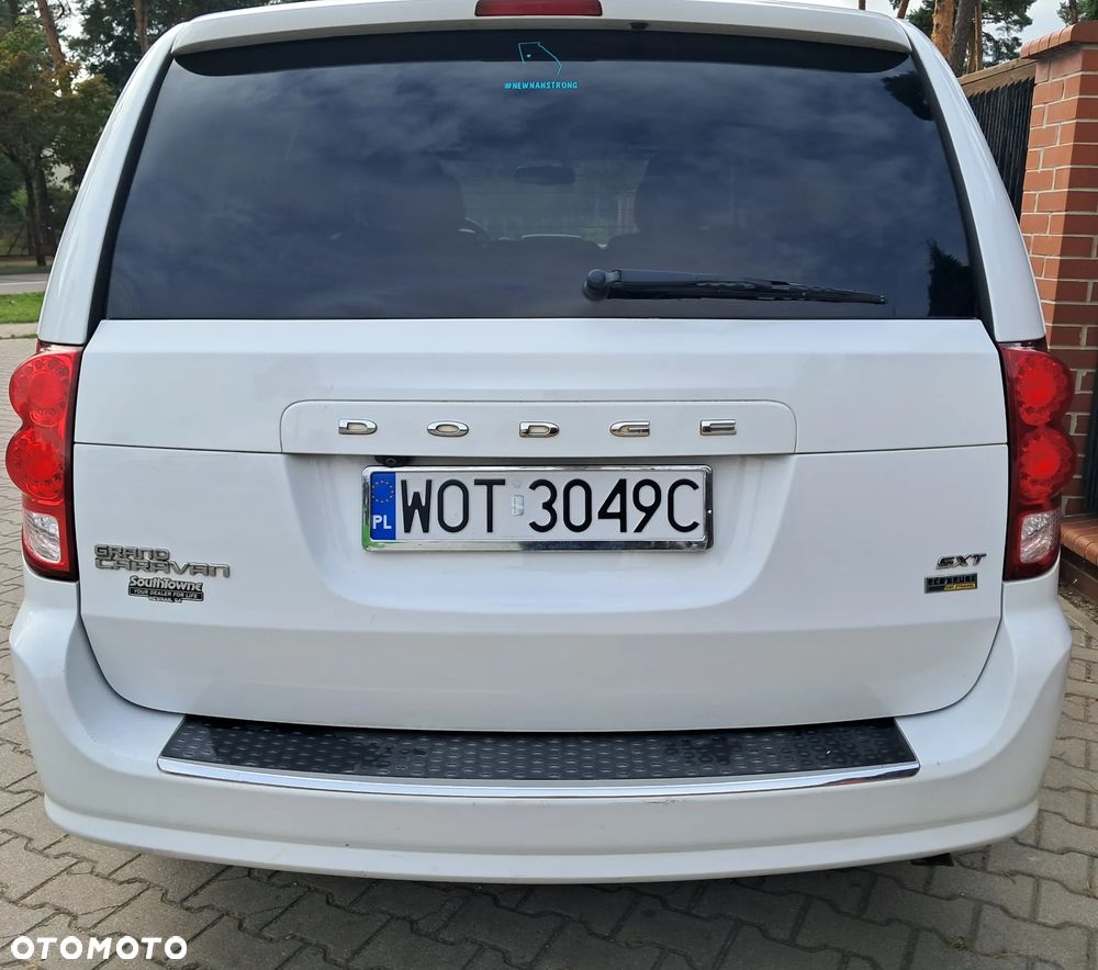 Dodge Grand Caravan - 6
