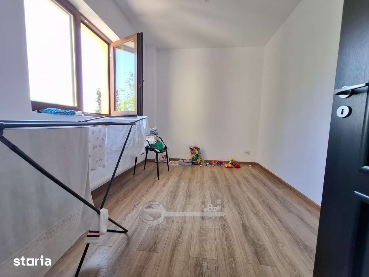 Photo 5 of Apartament 3 bedroom in Strada Principala